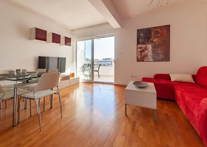 Sea Apartment With Free Parking
